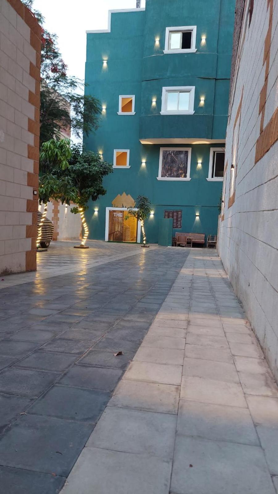 The View Pyramids Hotel Kafrat al Jabal Exterior photo