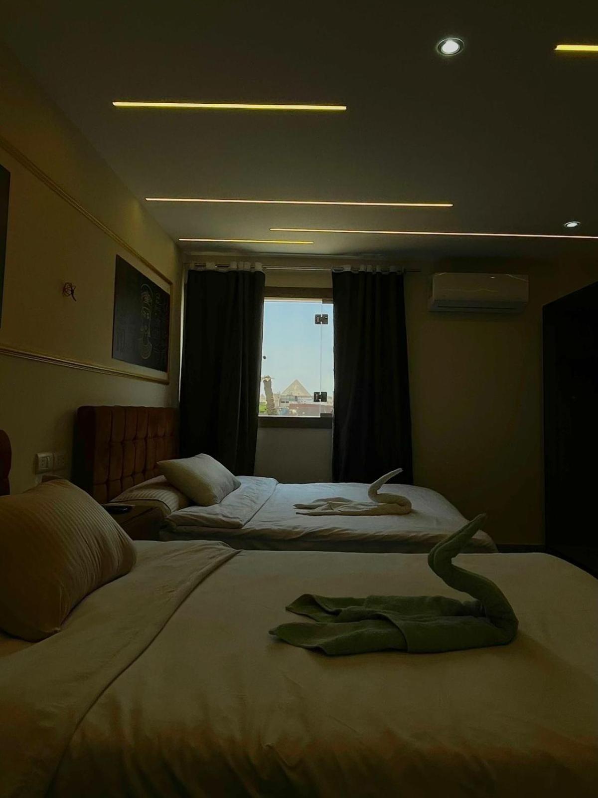 The View Pyramids Hotel Kafrat al Jabal Exterior photo
