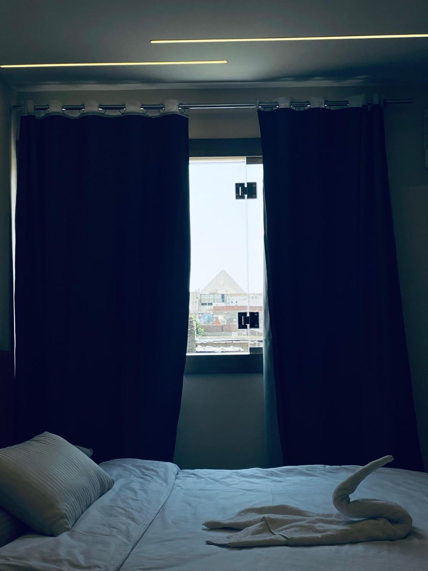The View Pyramids Hotel Kafrat al Jabal Exterior photo